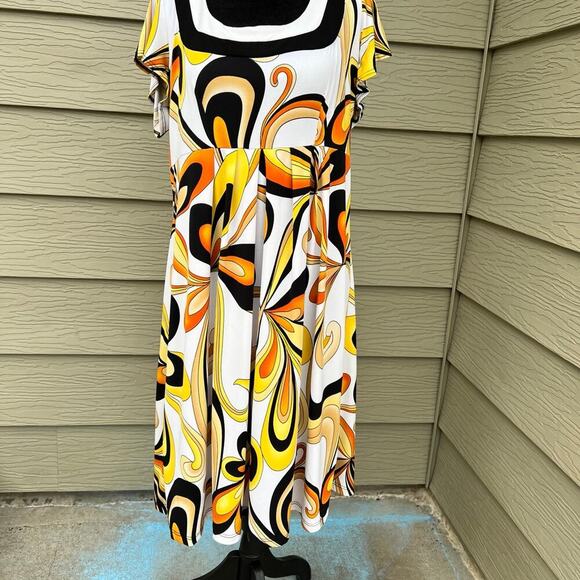 women’s dress, size L, polyester, swirls, colorful - Picture 3 of 9